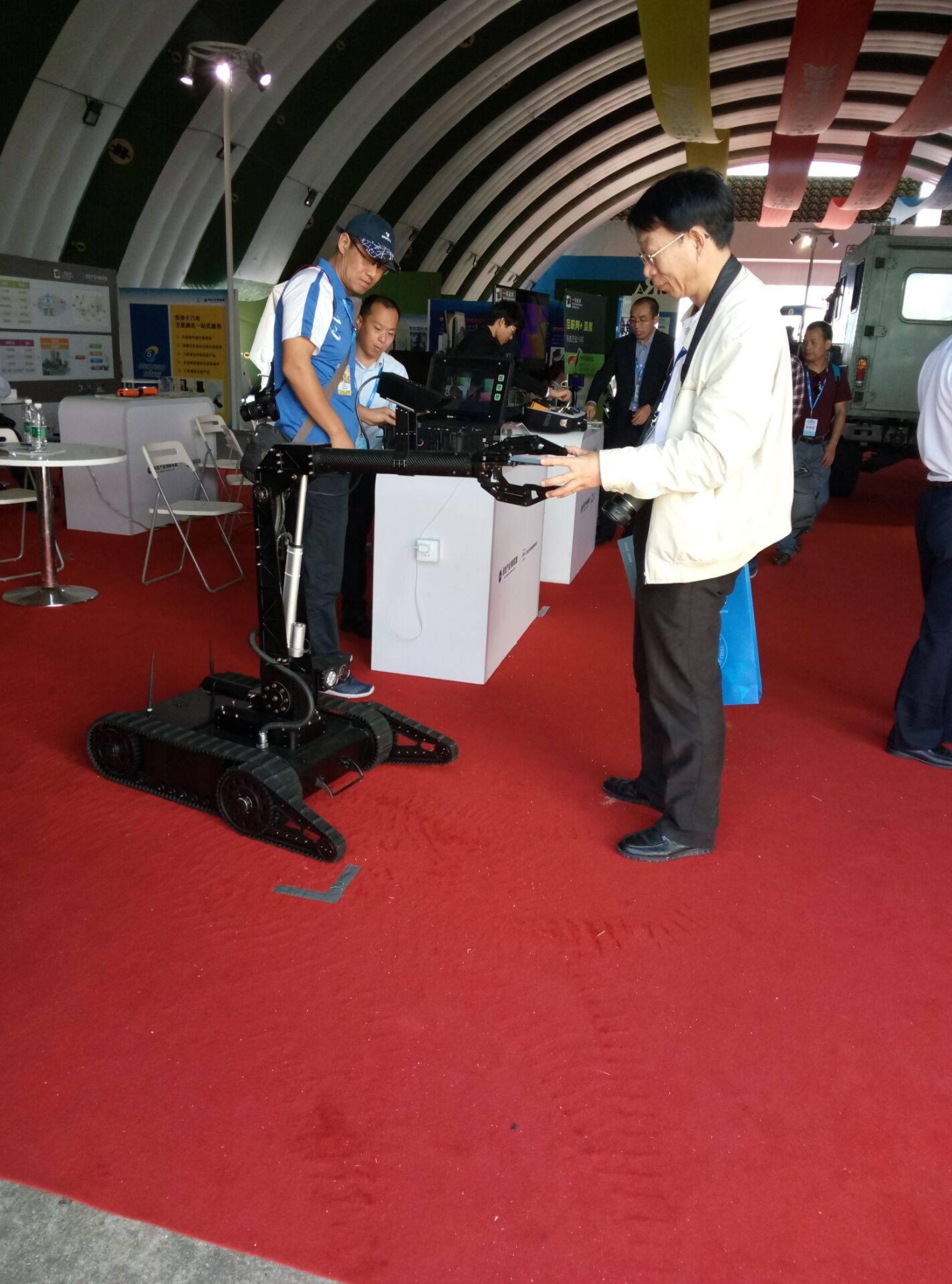 美女的隐藏部位是什么图片