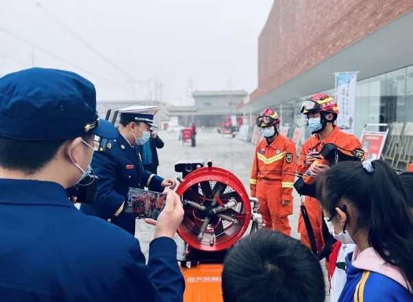 美女的隐藏部位是什么图片