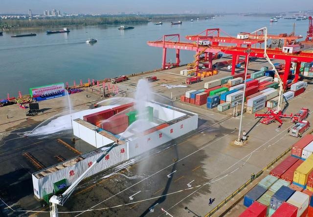 美女的隐藏部位是什么图片