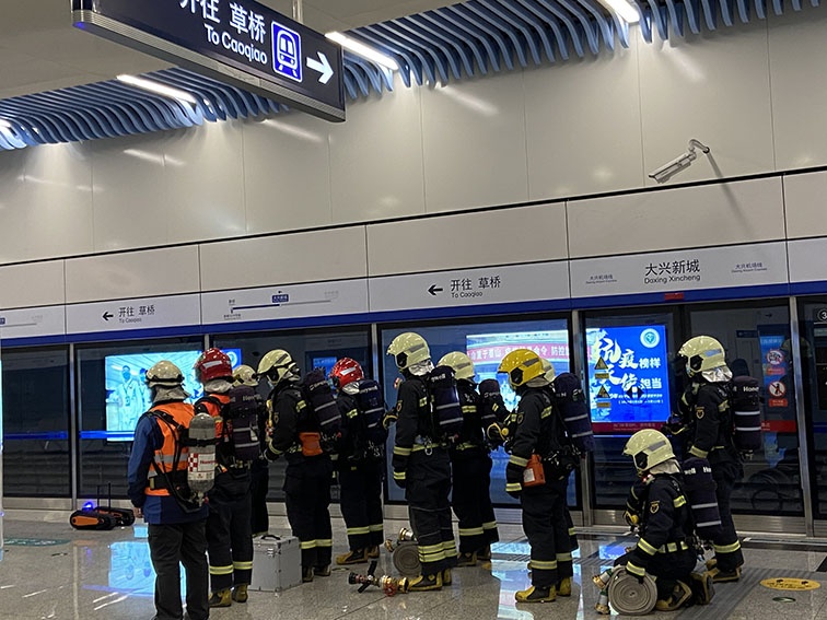 美女的隐藏部位是什么图片