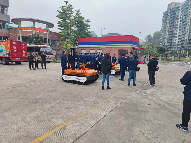 1693819189249122.jpg 37b22fc46313374d871378c3771cdc6.jpg